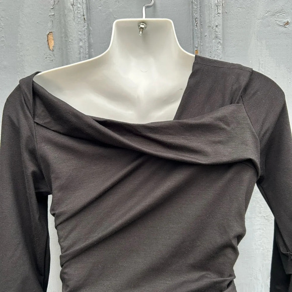 Diane Von Furstenberg Bentley Short Three Quarters, size Small - Picture 9 of 14